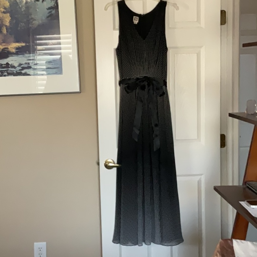 Anne Klein Black and White Sleeveless Maxi Dress